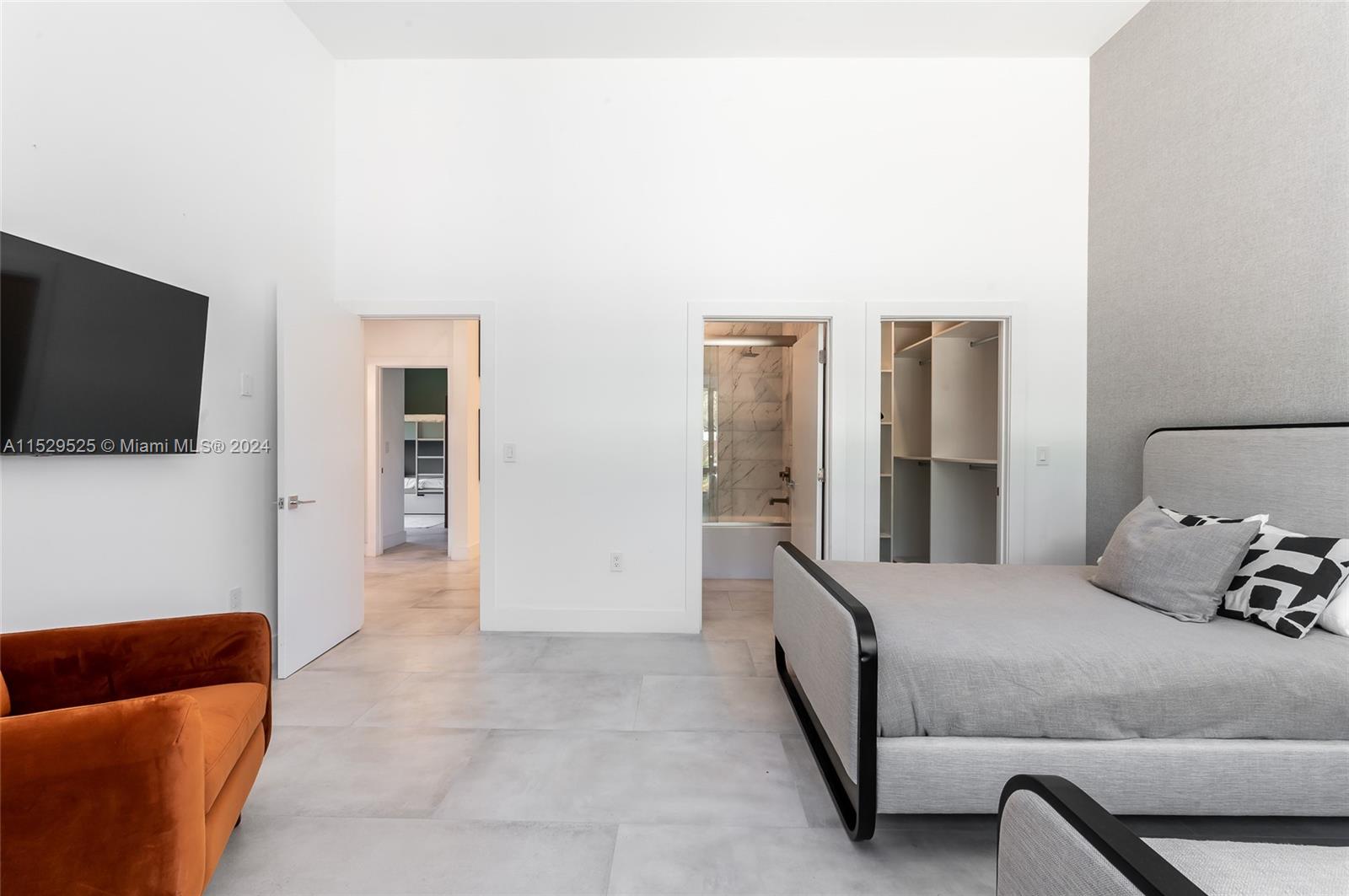 ENCHANTED LAKE - Residential Lease