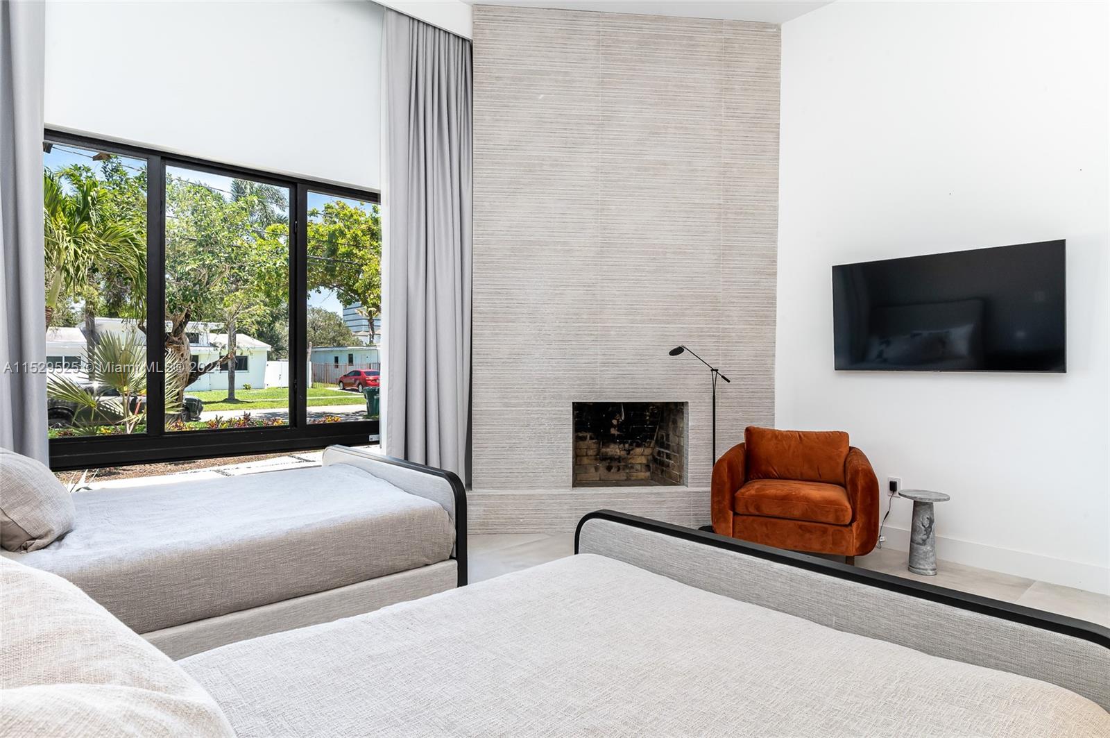 ENCHANTED LAKE - Residential Lease