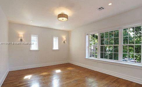 1408 NW 9th Ave