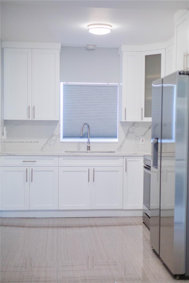 COUNTRY CLUB ESTATES SEC - Residential Lease