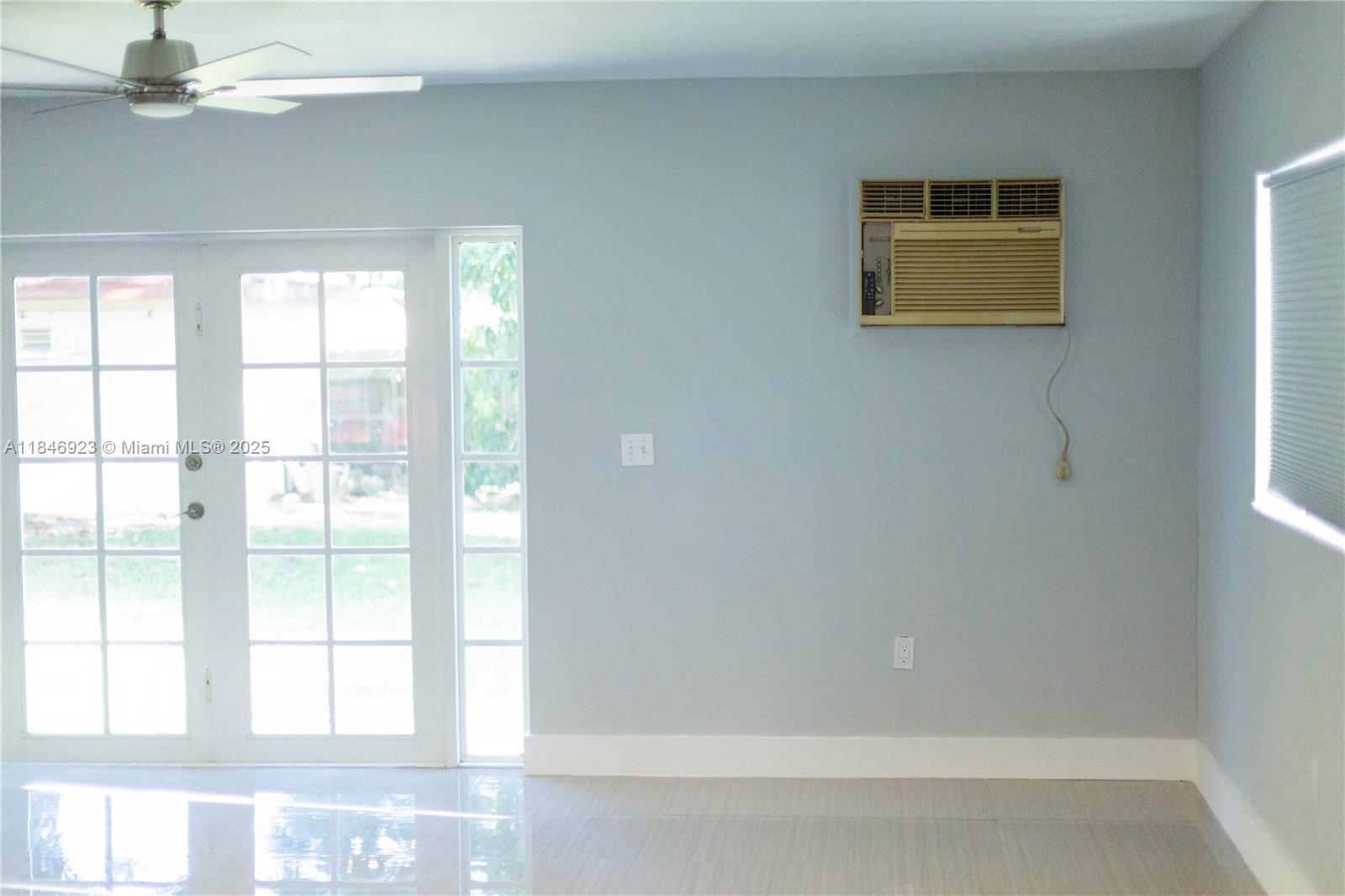 COUNTRY CLUB ESTATES SEC - Residential Lease