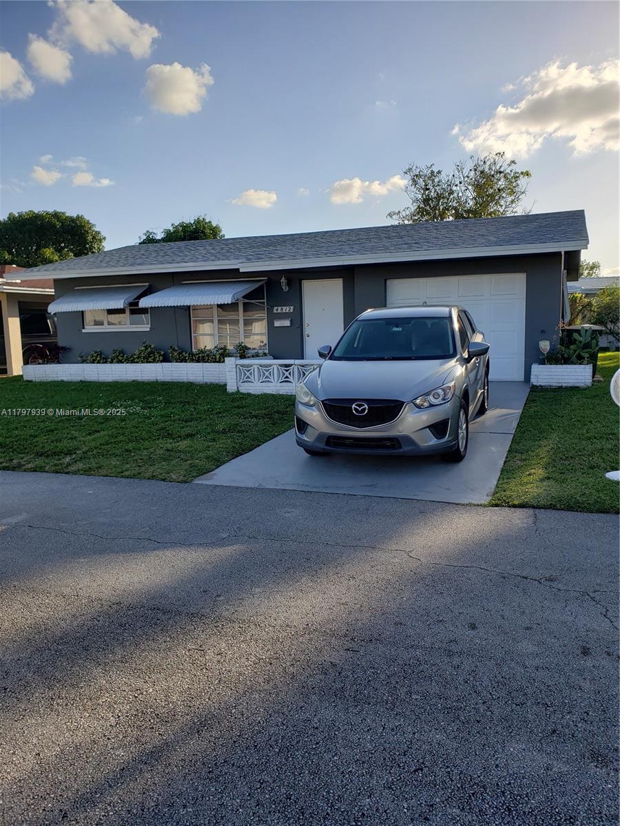 4812 Nw 49th Pl, Tamarac, Broward County, Florida - 2 Bedrooms  
1 Bathrooms - 