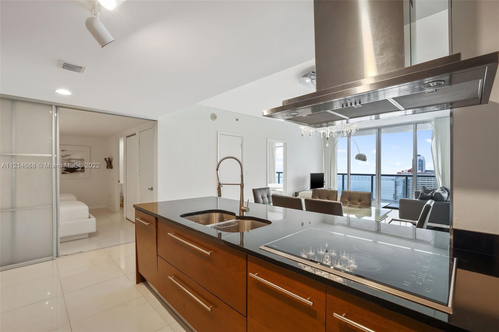 495 Brickell Ave 3903