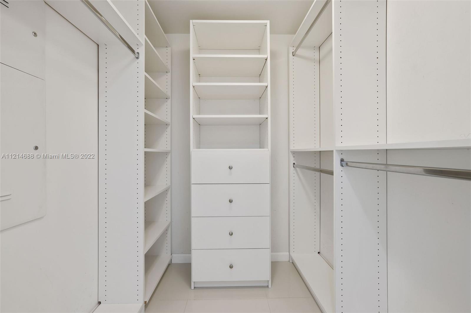 ICON BRICKELL NO TWO - Residential