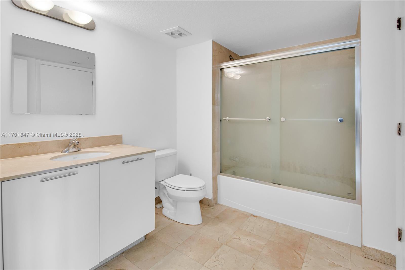 1800 CLUB CONDO - Residential