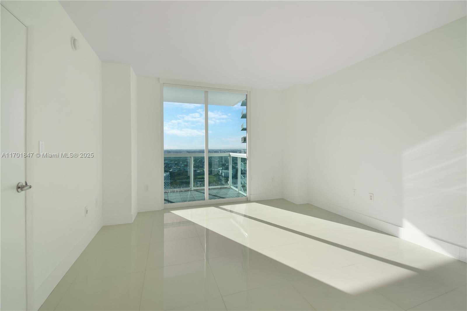 1800 CLUB CONDO - Residential