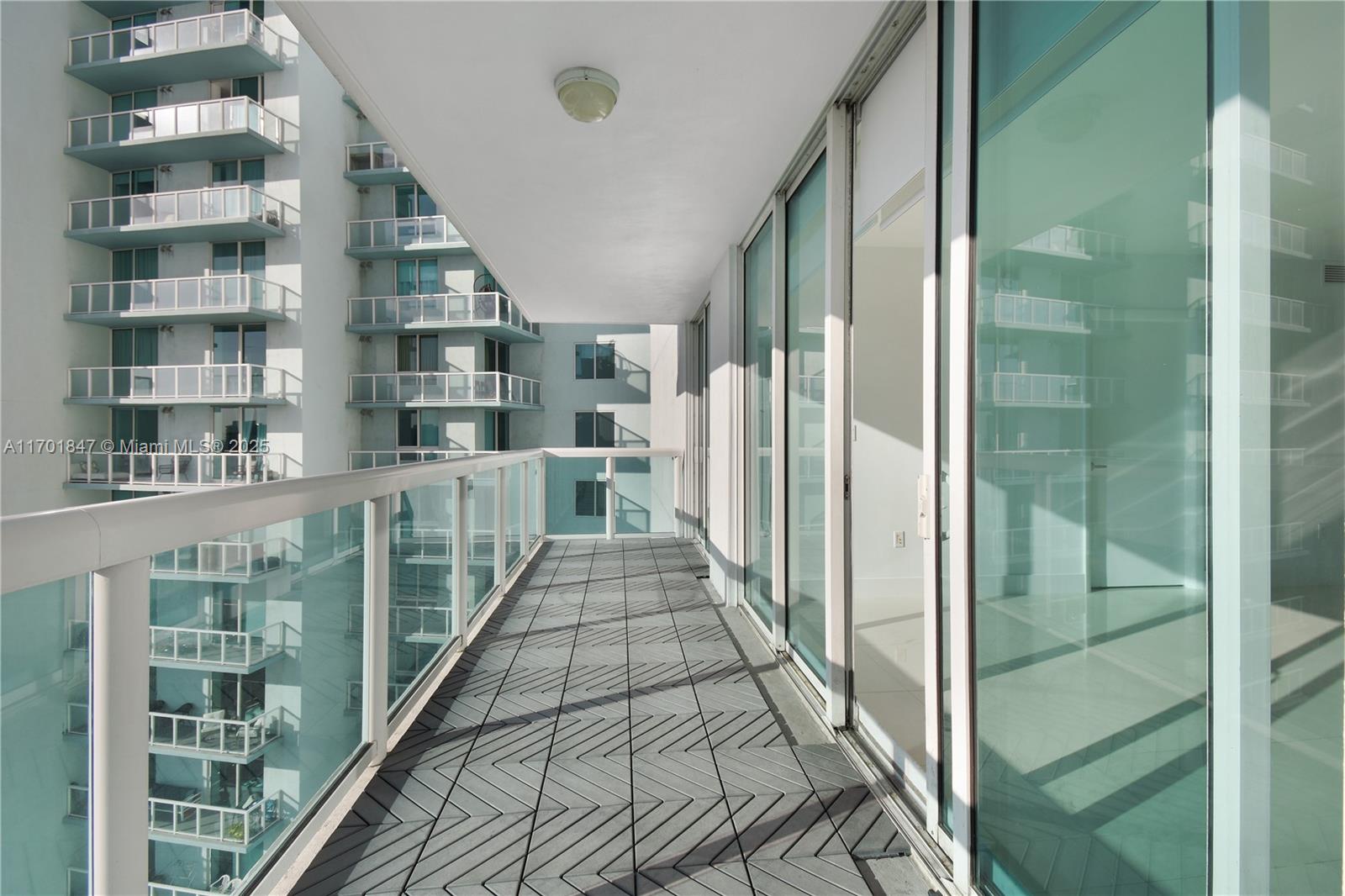 1800 CLUB CONDO - Residential