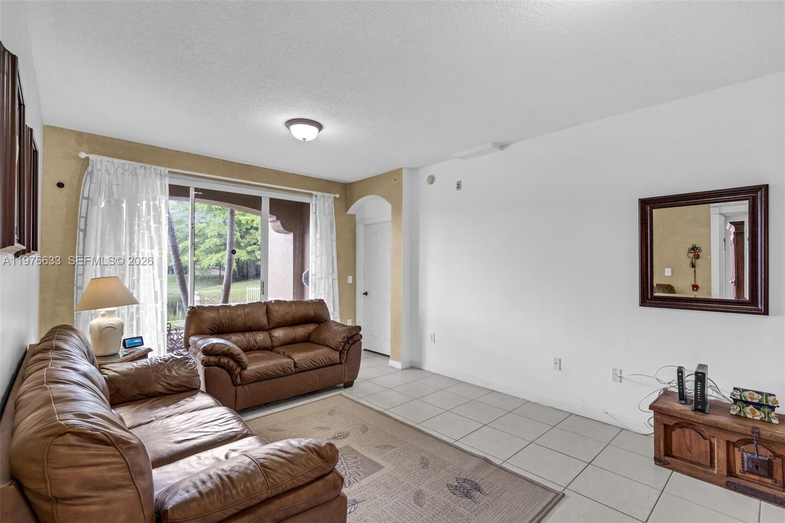 THE COURTS AT DORAL ISLES - Residential