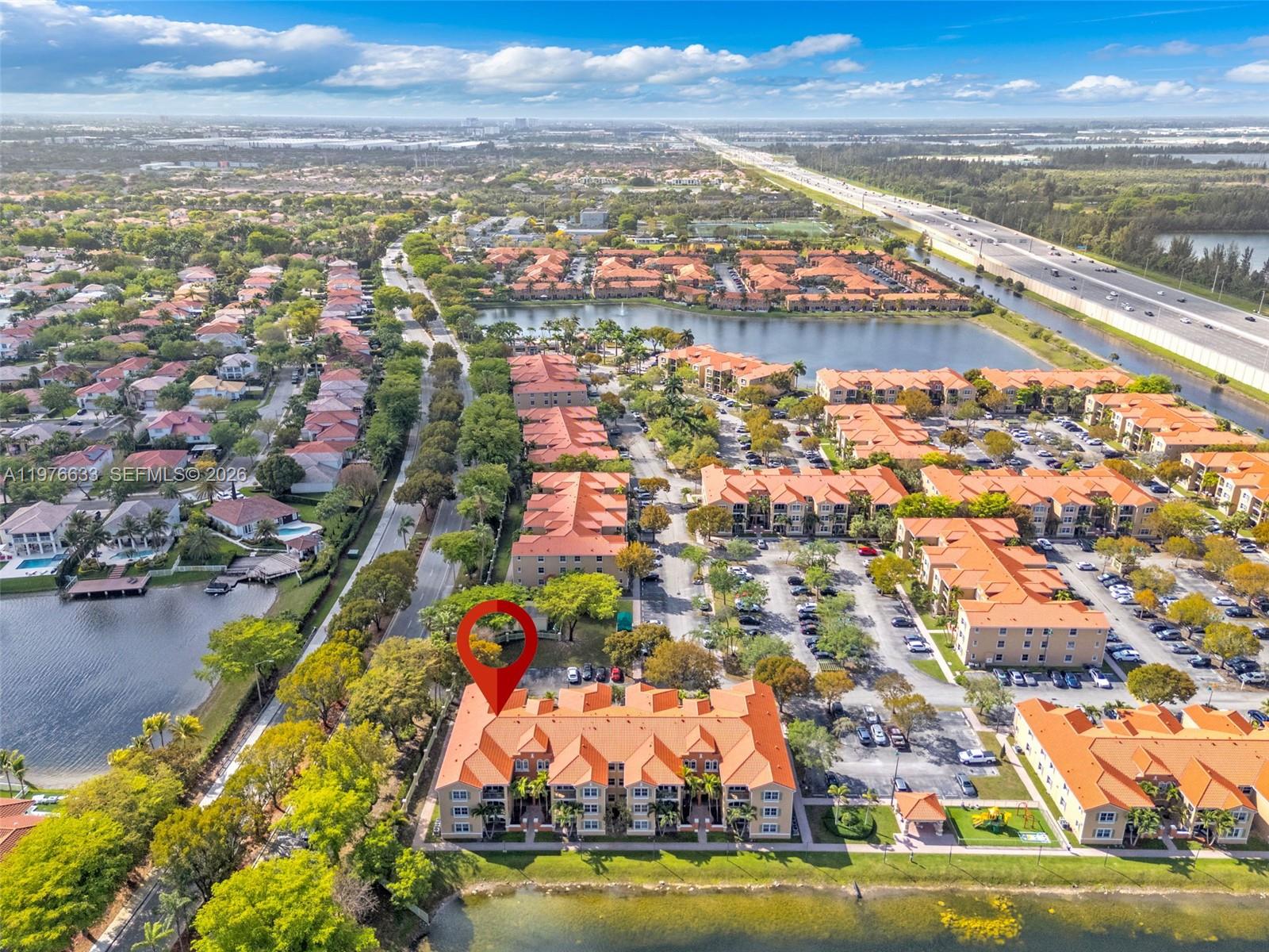 THE COURTS AT DORAL ISLES - Residential