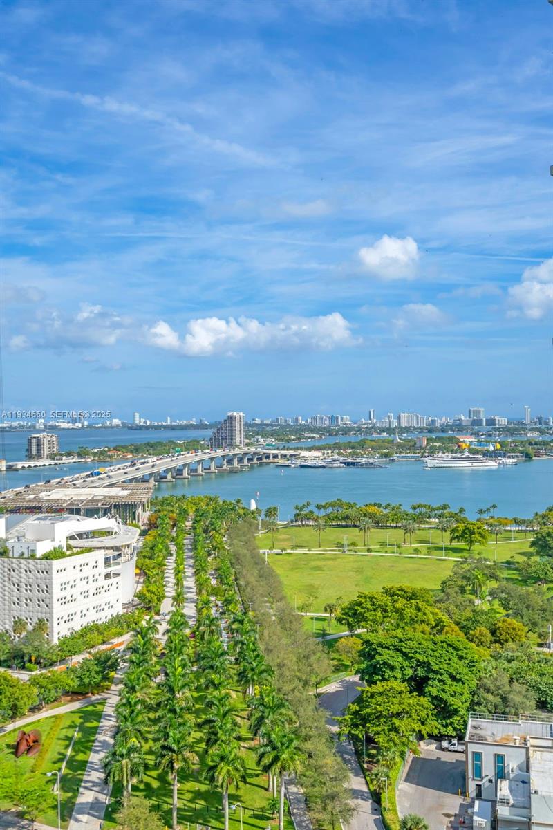 900 BISCAYNE BAY CONDO - Residential