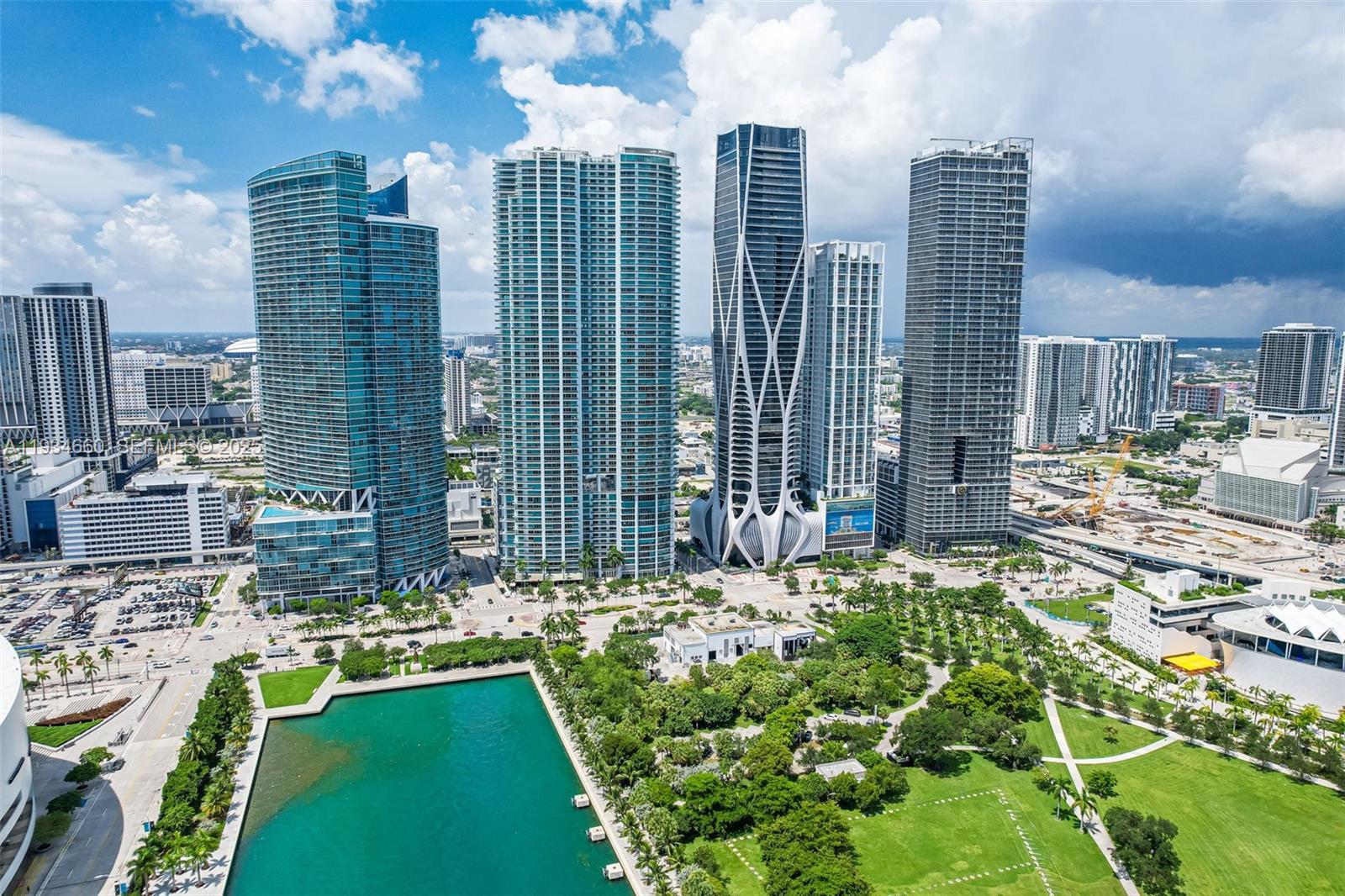 900 BISCAYNE BAY CONDO - Residential
