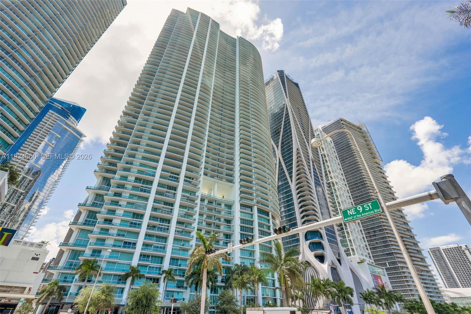 900 BISCAYNE BAY CONDO - Residential