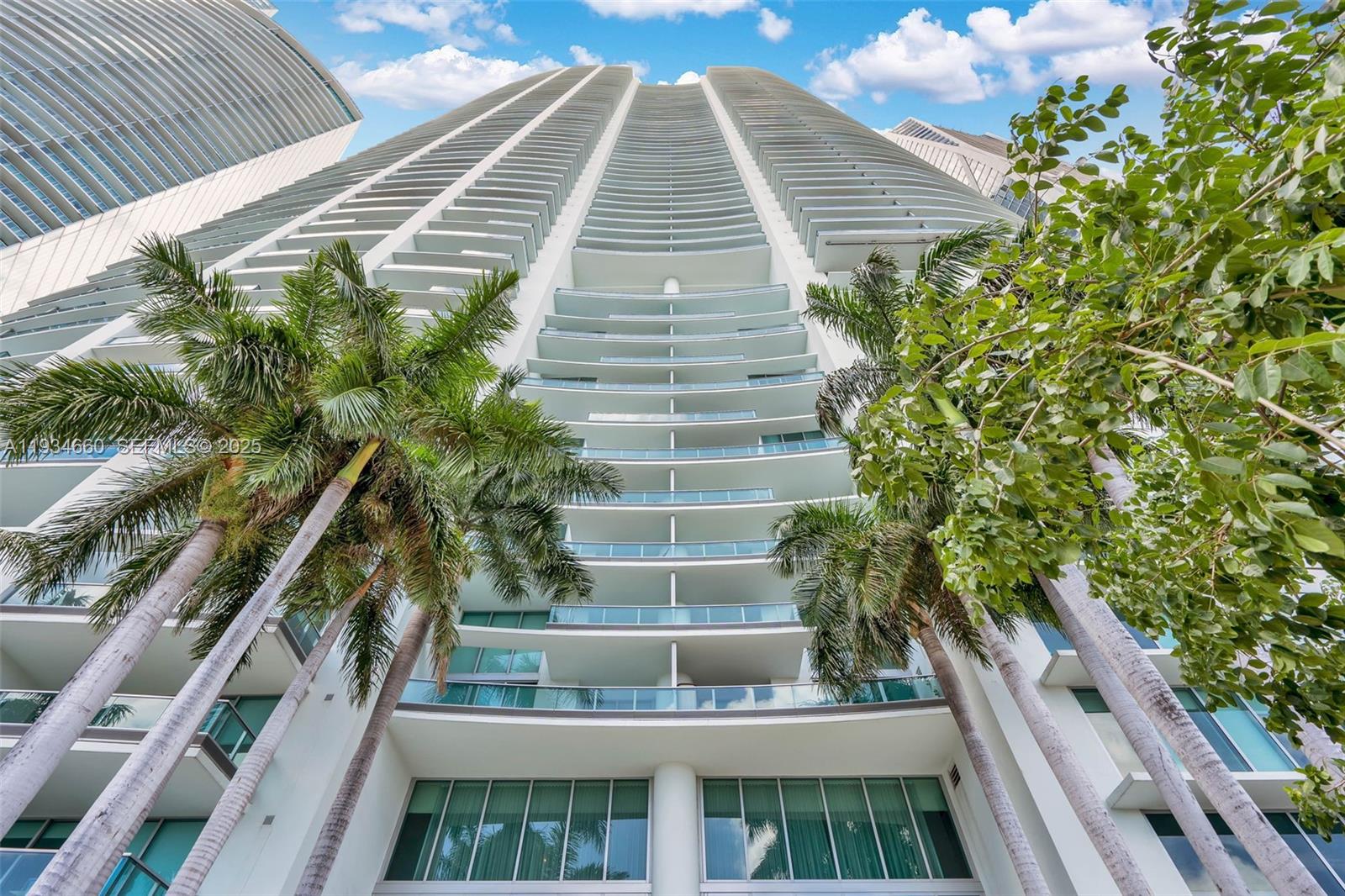 900 BISCAYNE BAY CONDO - Residential