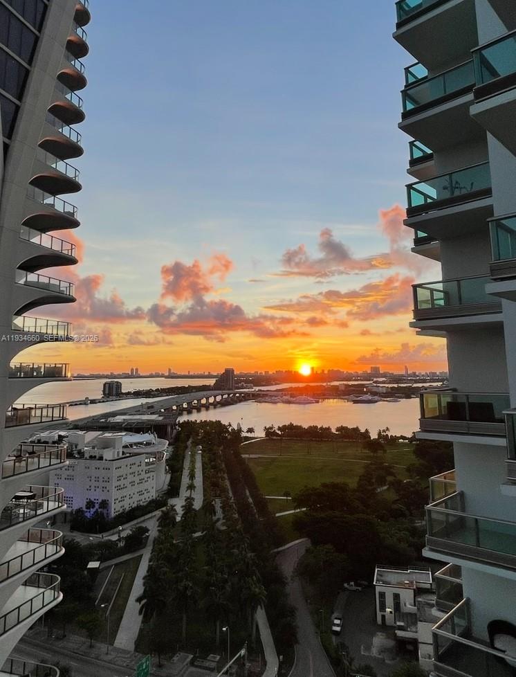 900 BISCAYNE BAY CONDO - Residential