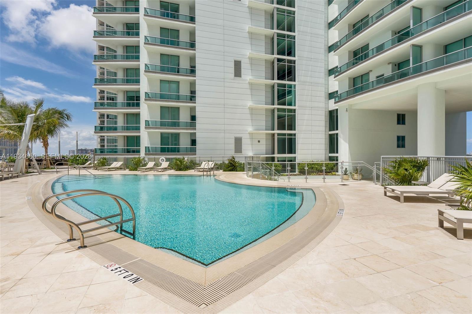 900 BISCAYNE BAY CONDO - Residential