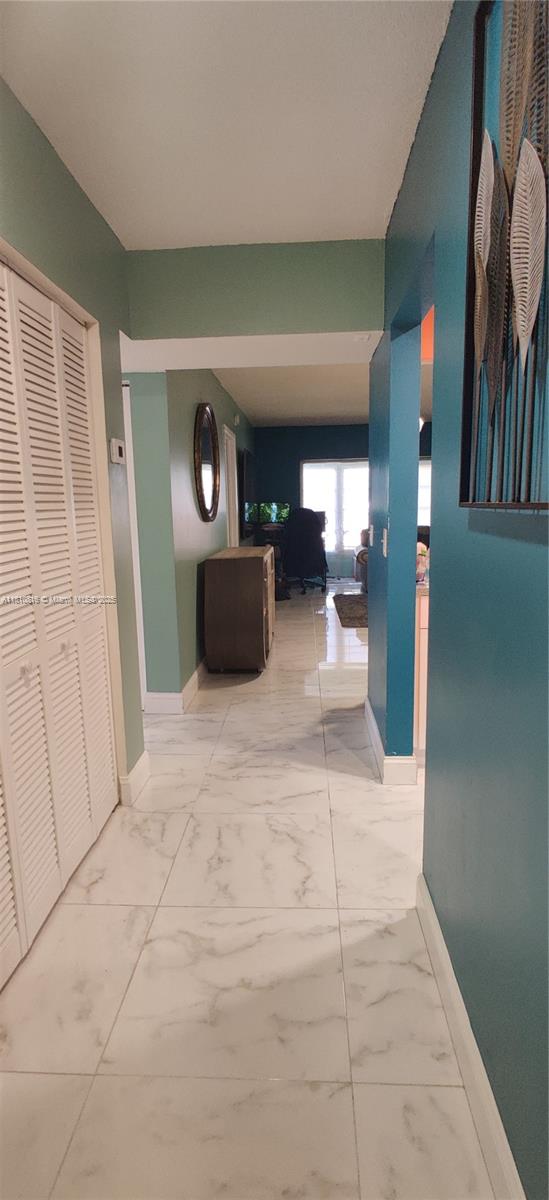 LAUDERDALE OAKS CONDO 7 - Residential