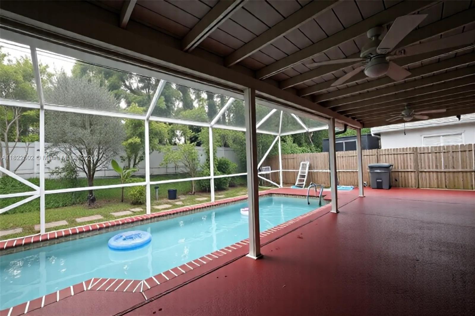 SANDALFOOT COVE SEC 6 - Residential