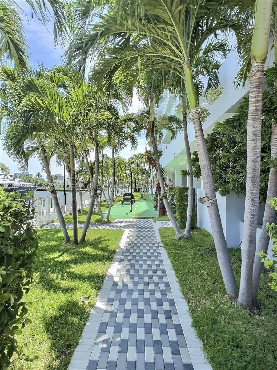 GOLDEN SURF TOWERS CONDO - Residential Lease