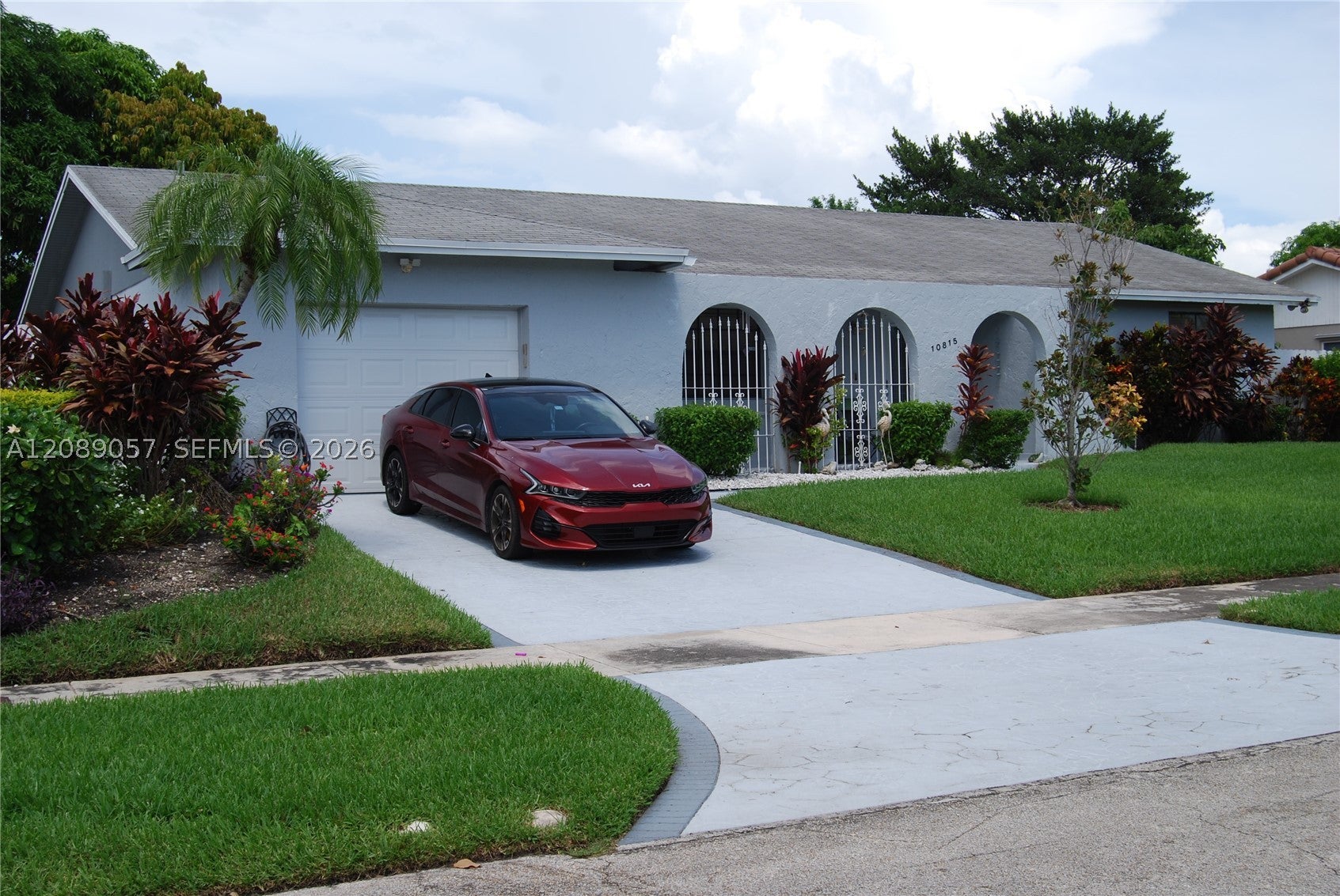 10815 SW 165th Ter