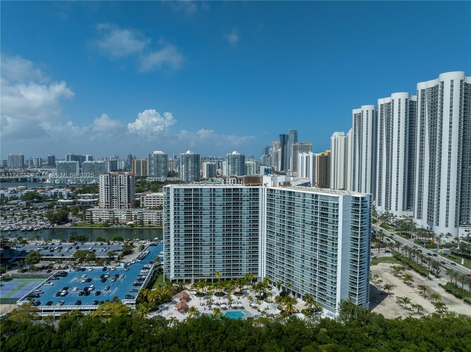 ARLEN HOUSE EAST CONDO - Residential