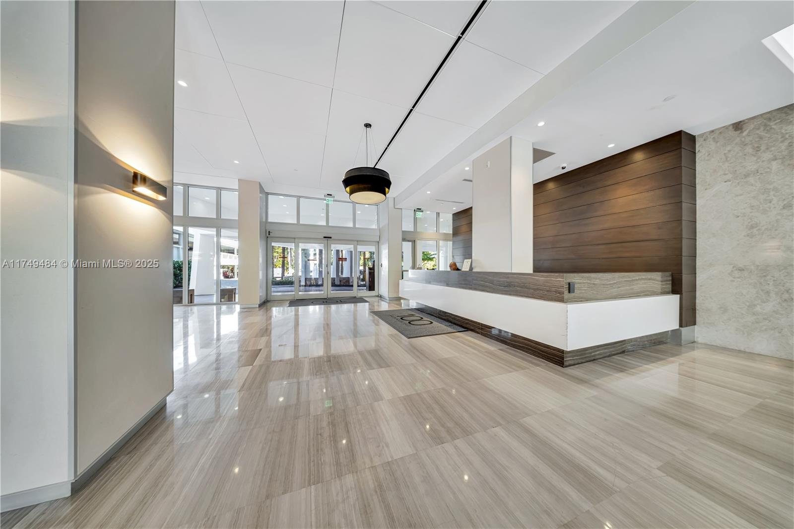 ARLEN HOUSE EAST CONDO - Residential