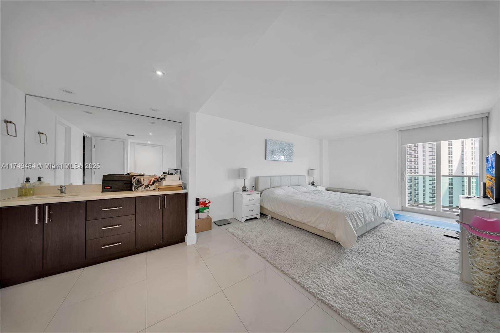 ARLEN HOUSE EAST CONDO - Residential