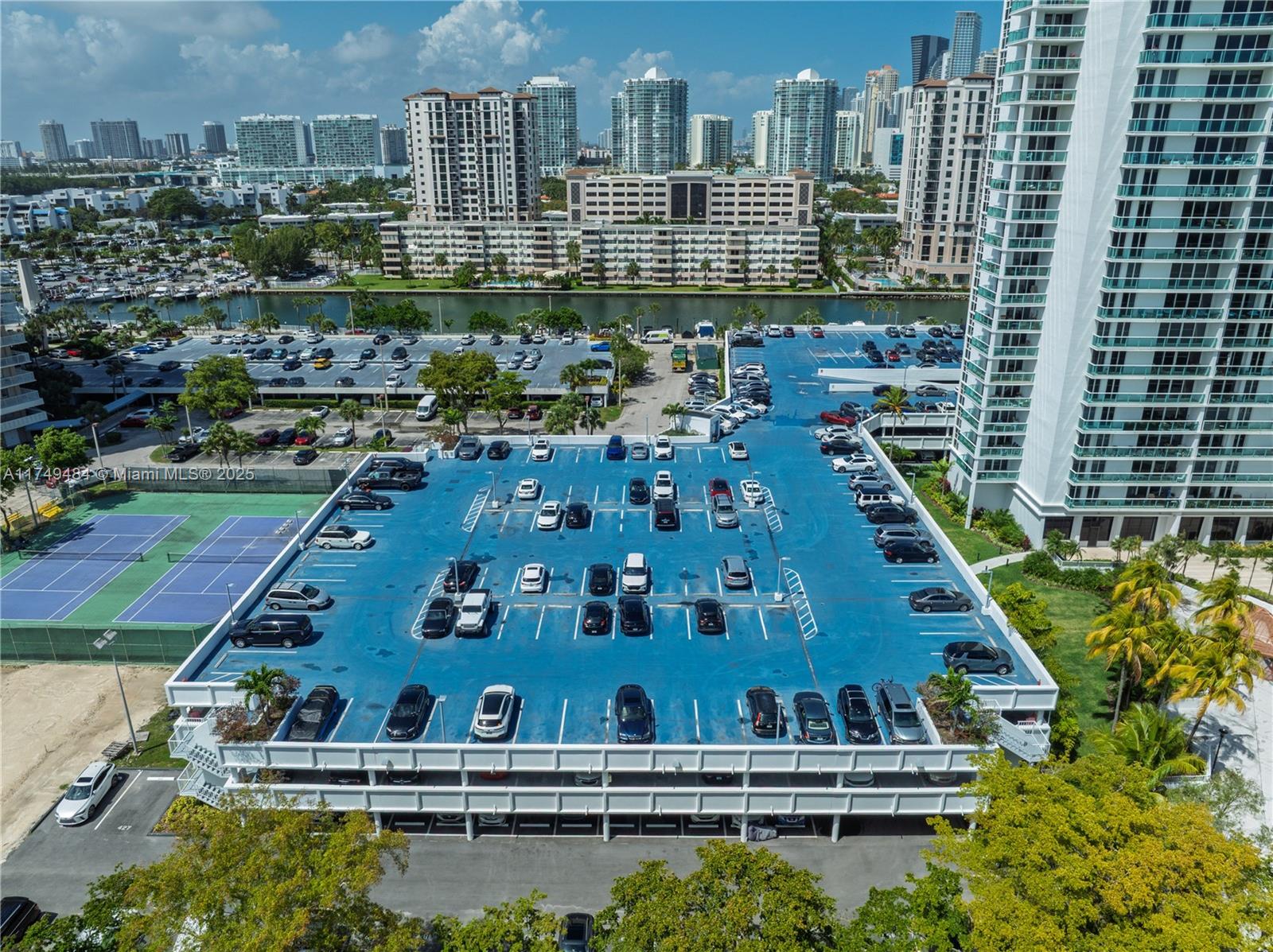 ARLEN HOUSE EAST CONDO - Residential