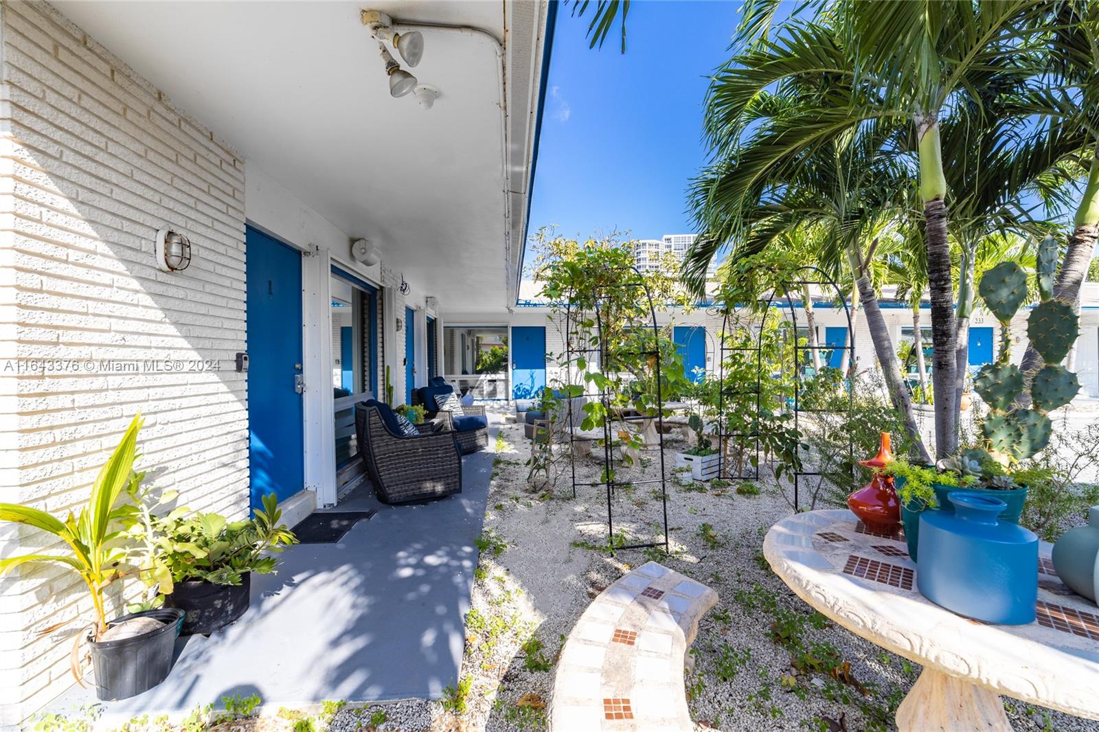 HOLLYWOOD CENTRAL BEACH - Land