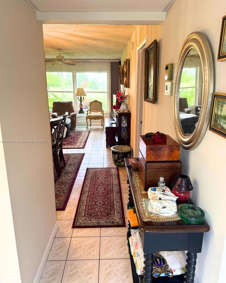 ORIOLE GOLF & TENNIS CLUB - Residential