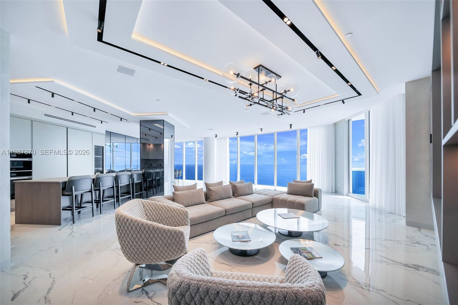 TRUMP HOLLYWOOD - Residential