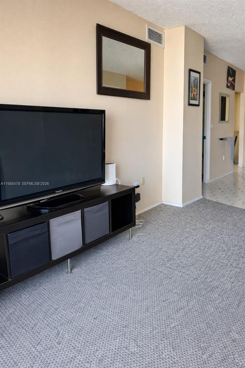 ARLEN HOUSE WEST CONDO - Residential Lease