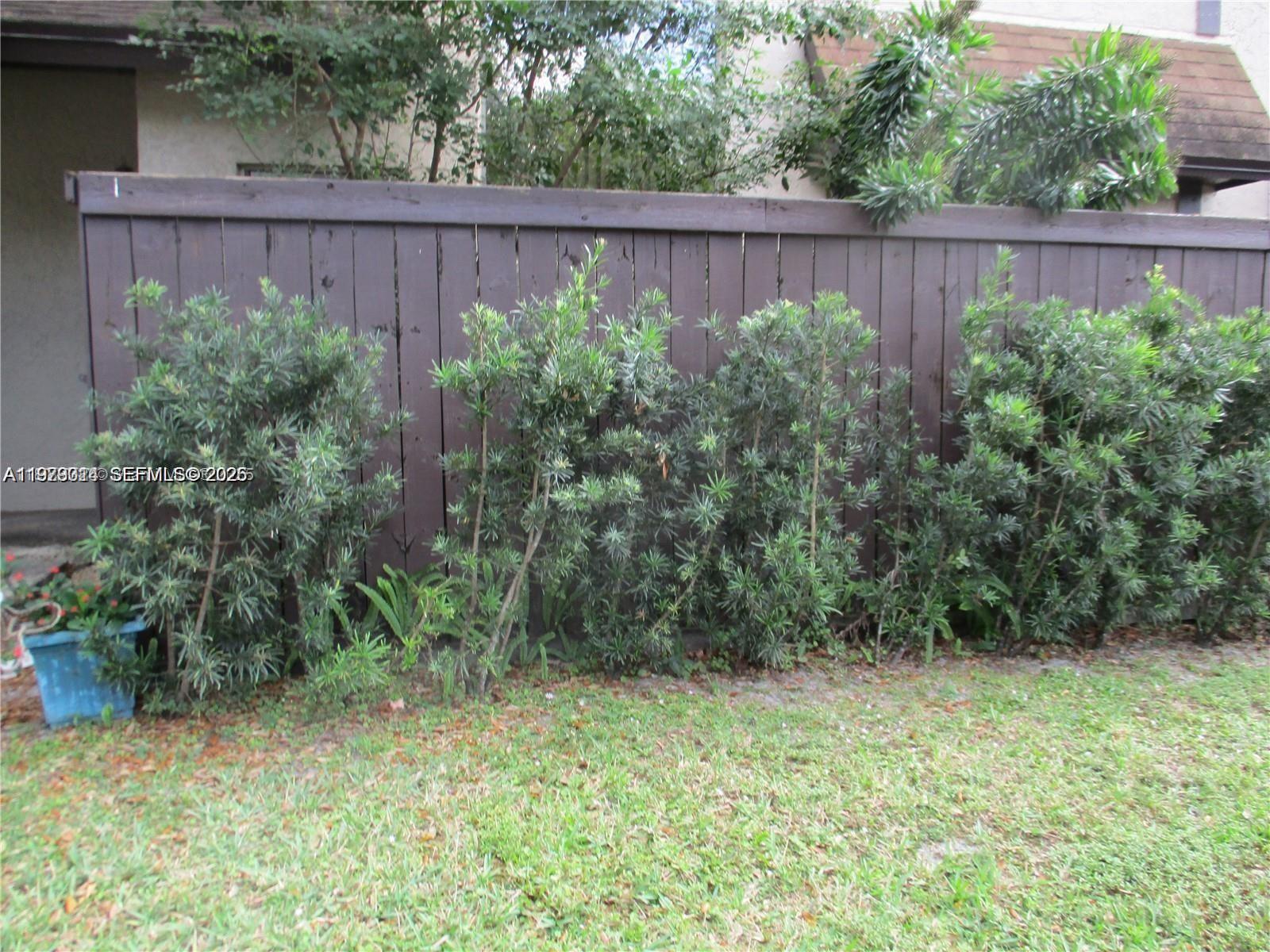 EVERGLADES SUGAR & LAND C - Residential