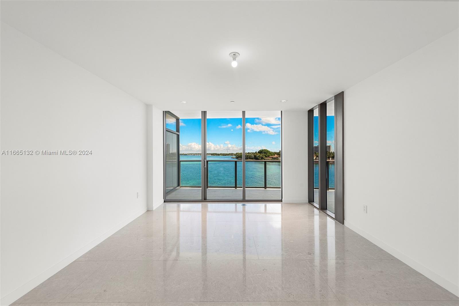 Onda Residences - Residential