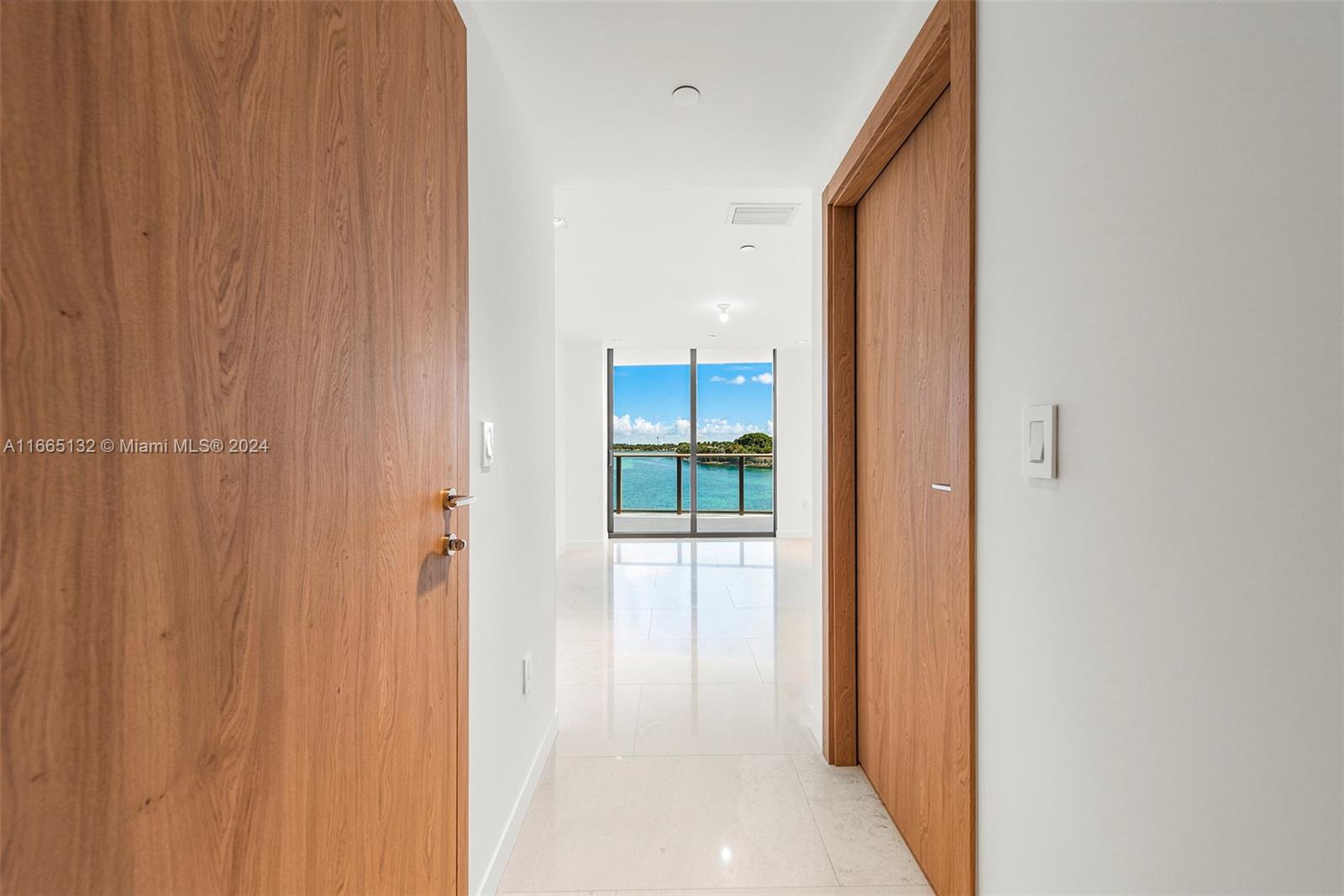Onda Residences - Residential