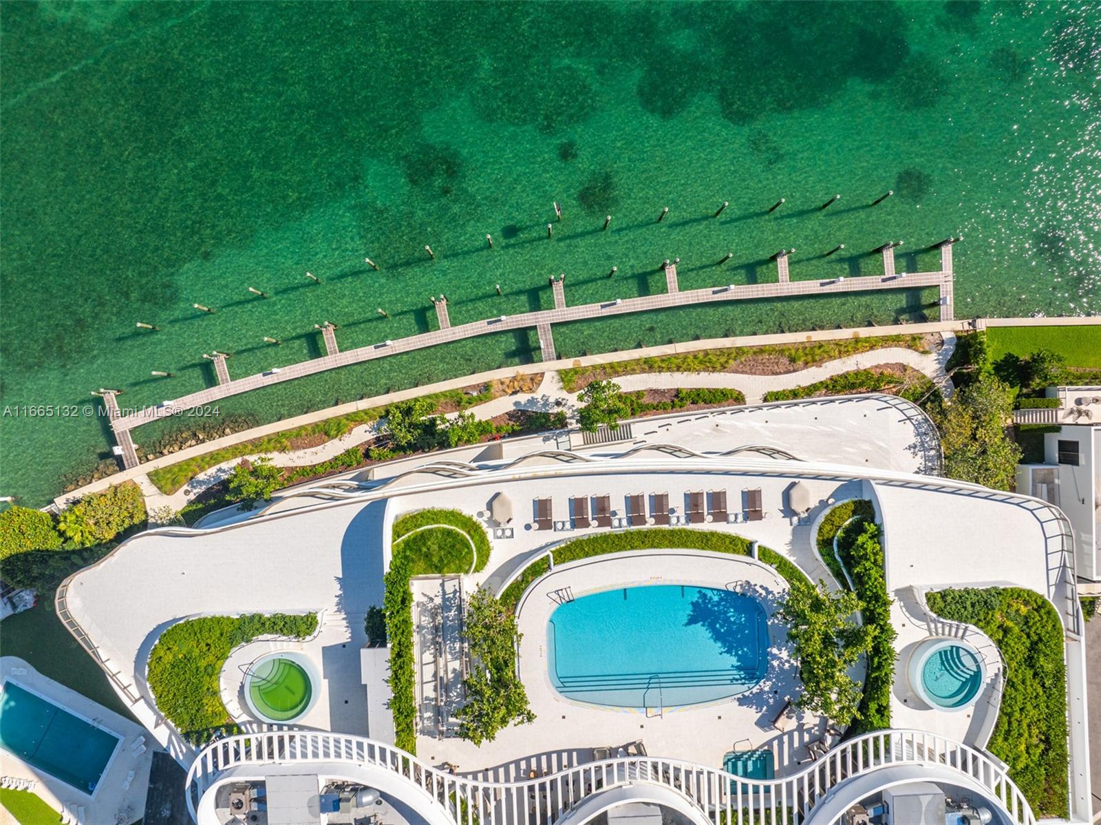 Onda Residences - Residential