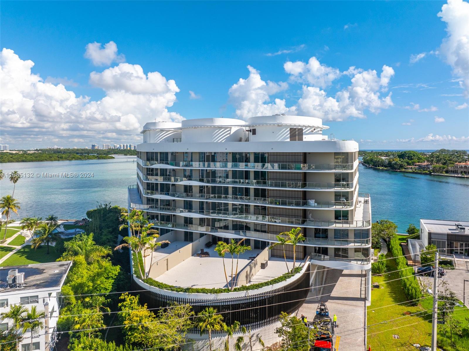 Onda Residences - Residential
