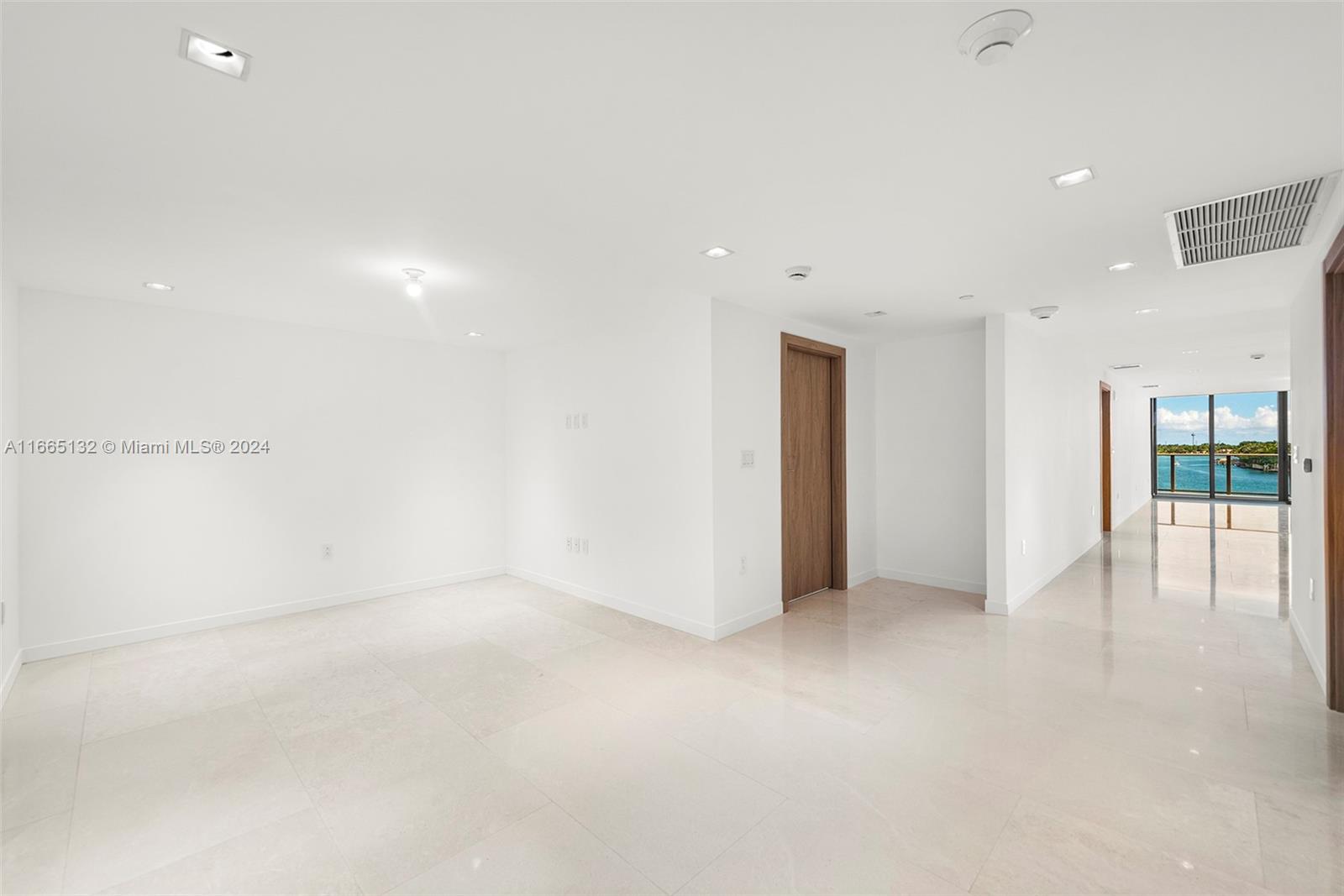Onda Residences - Residential