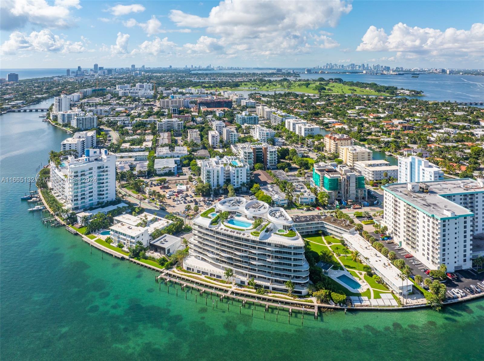 Onda Residences - Residential