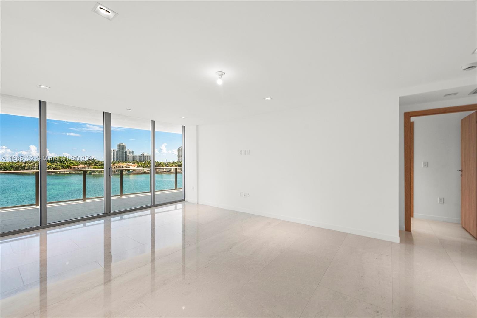 Onda Residences - Residential