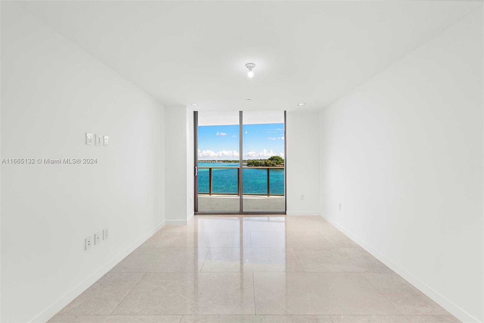 Onda Residences - Residential