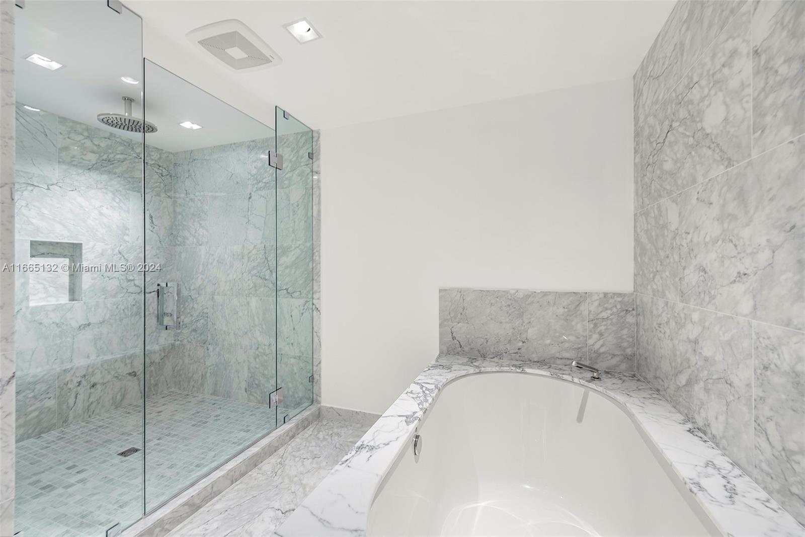 Onda Residences - Residential