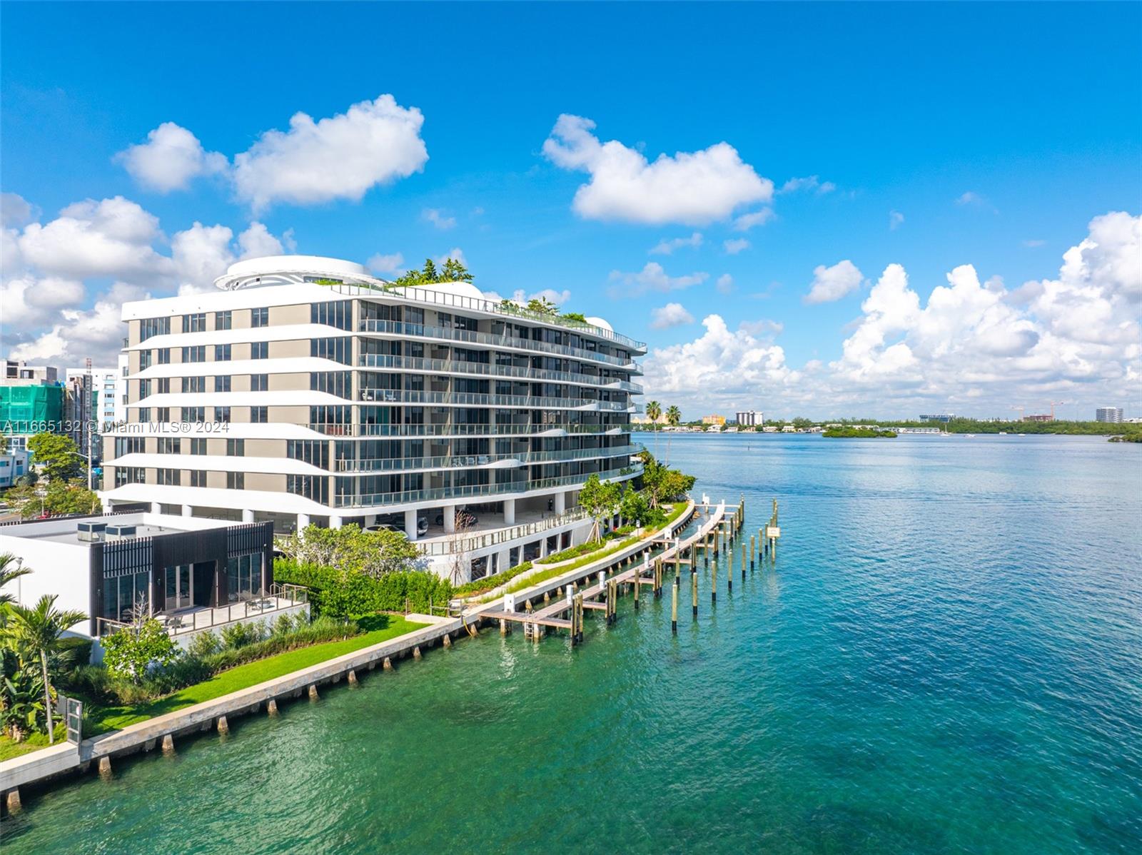 Onda Residences - Residential