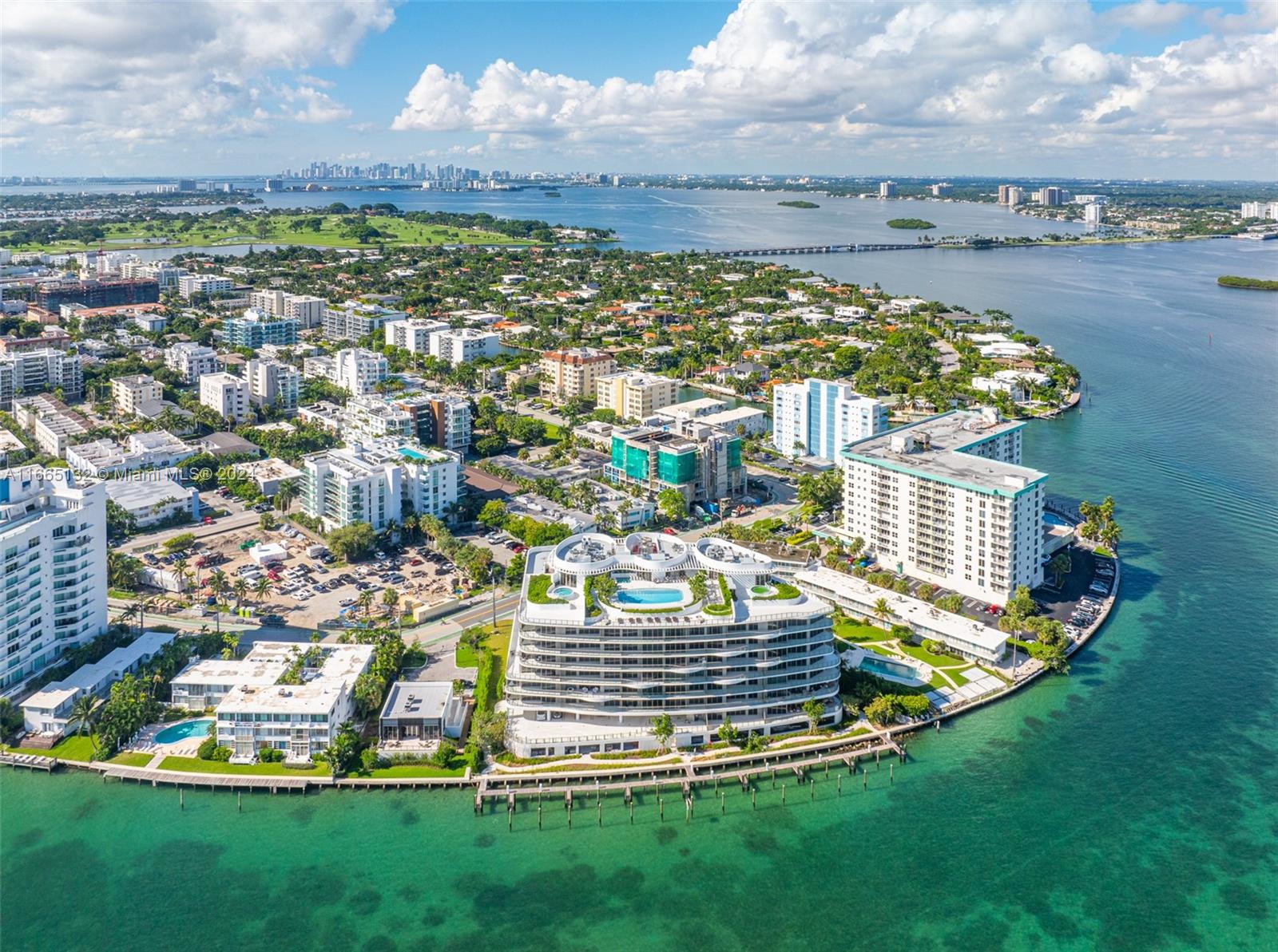 Onda Residences - Residential