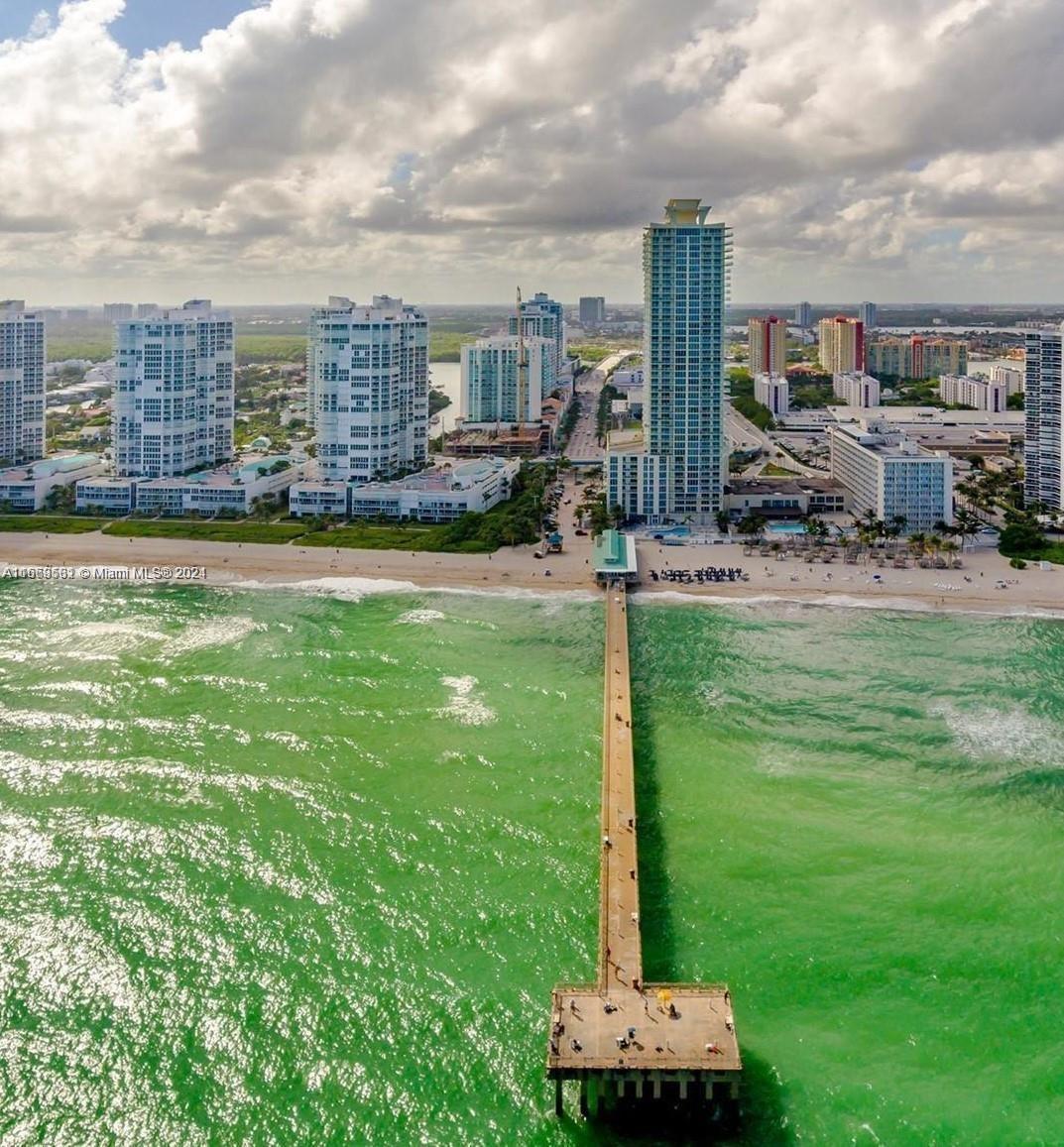 LA PERLA CONDO - Residential