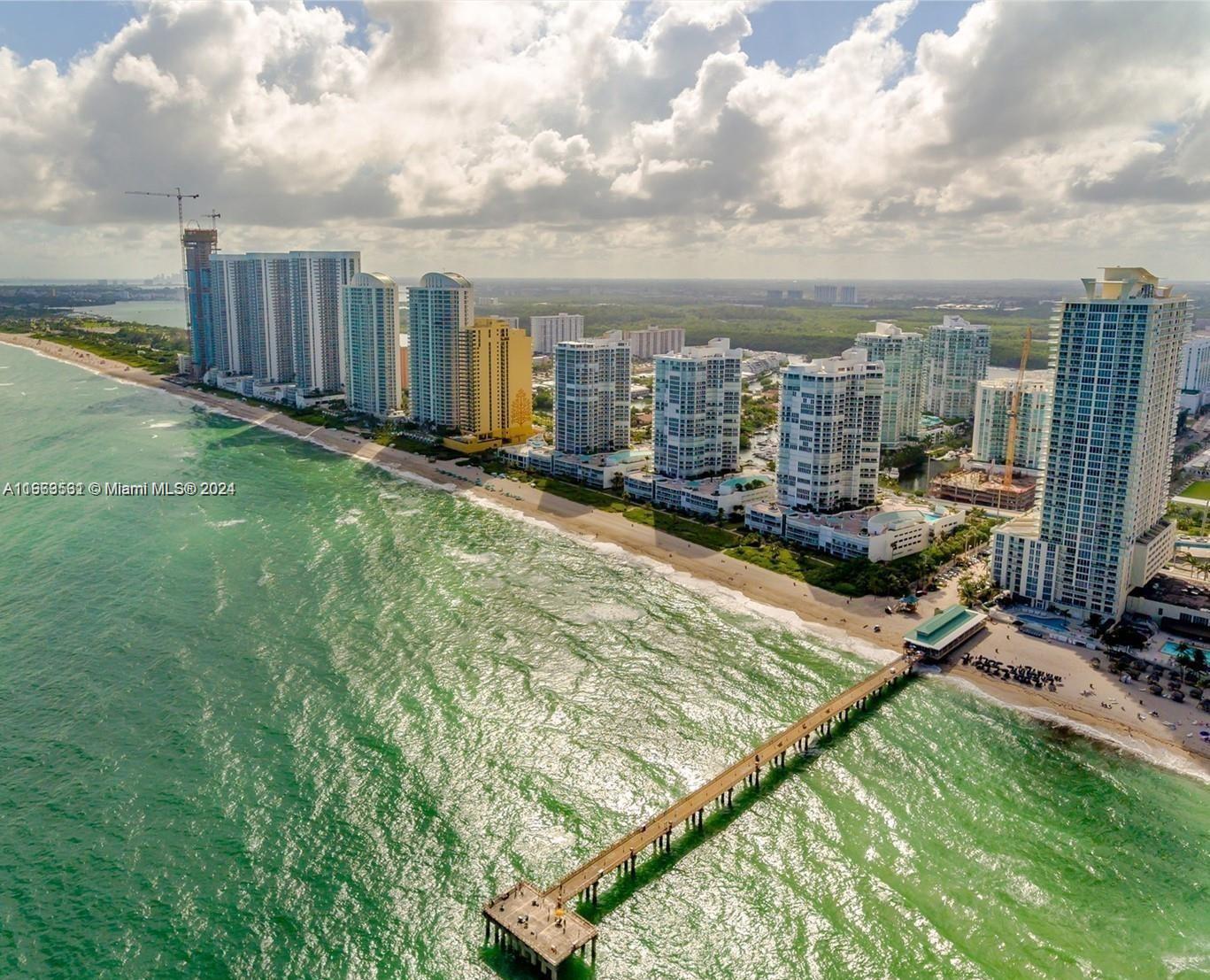 LA PERLA CONDO - Residential