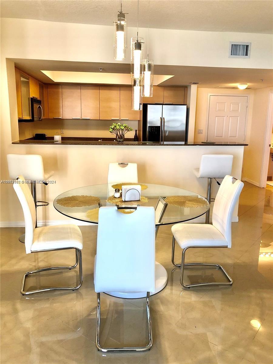 LA PERLA CONDO - Residential