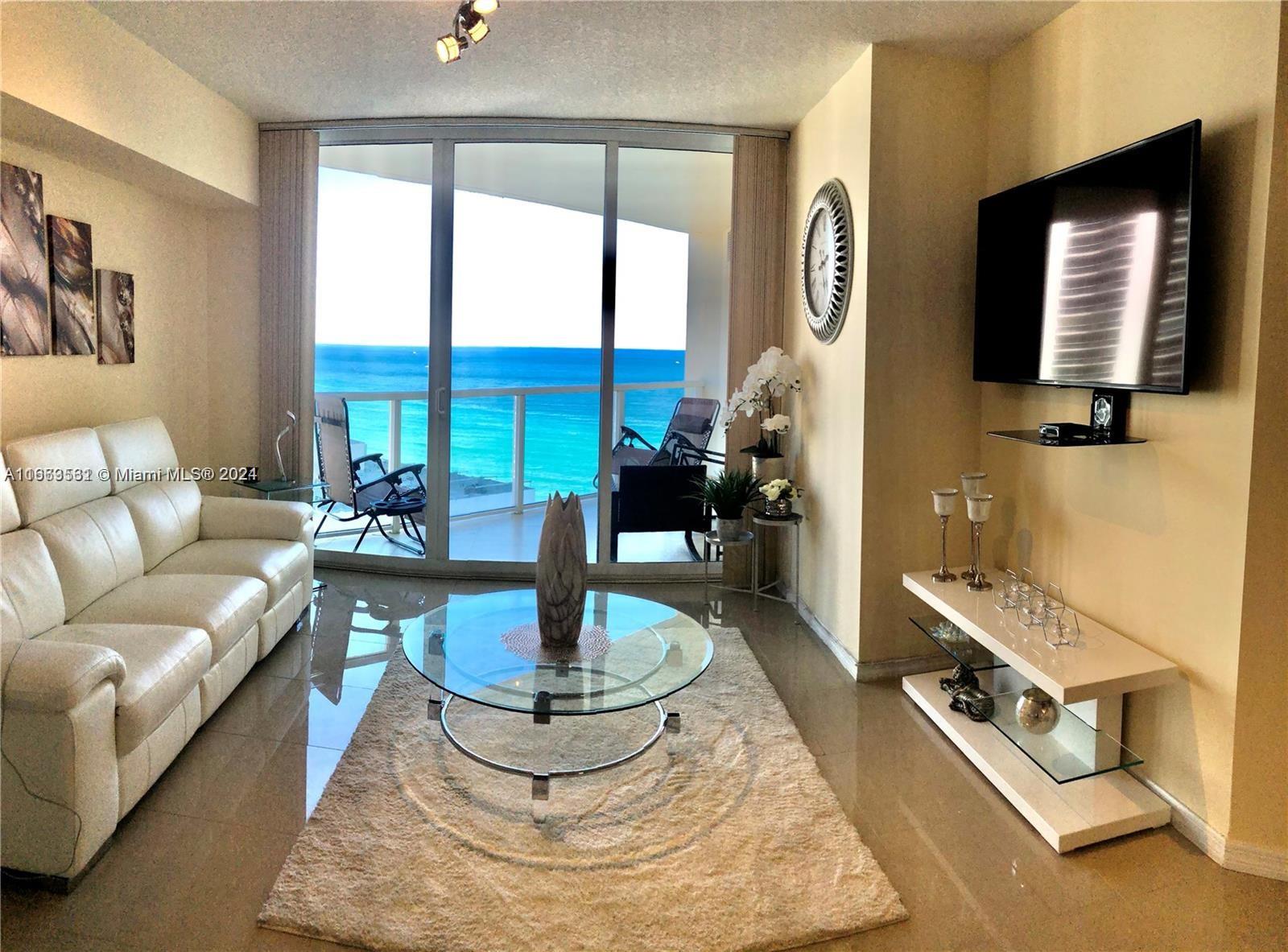 LA PERLA CONDO - Residential