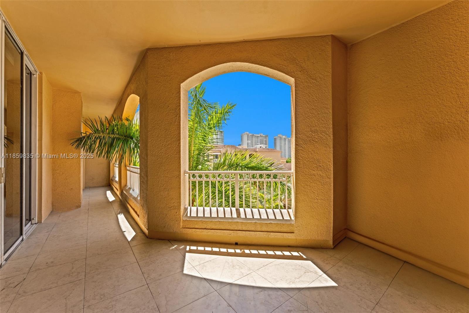 ALAQUA CONDO - Residential