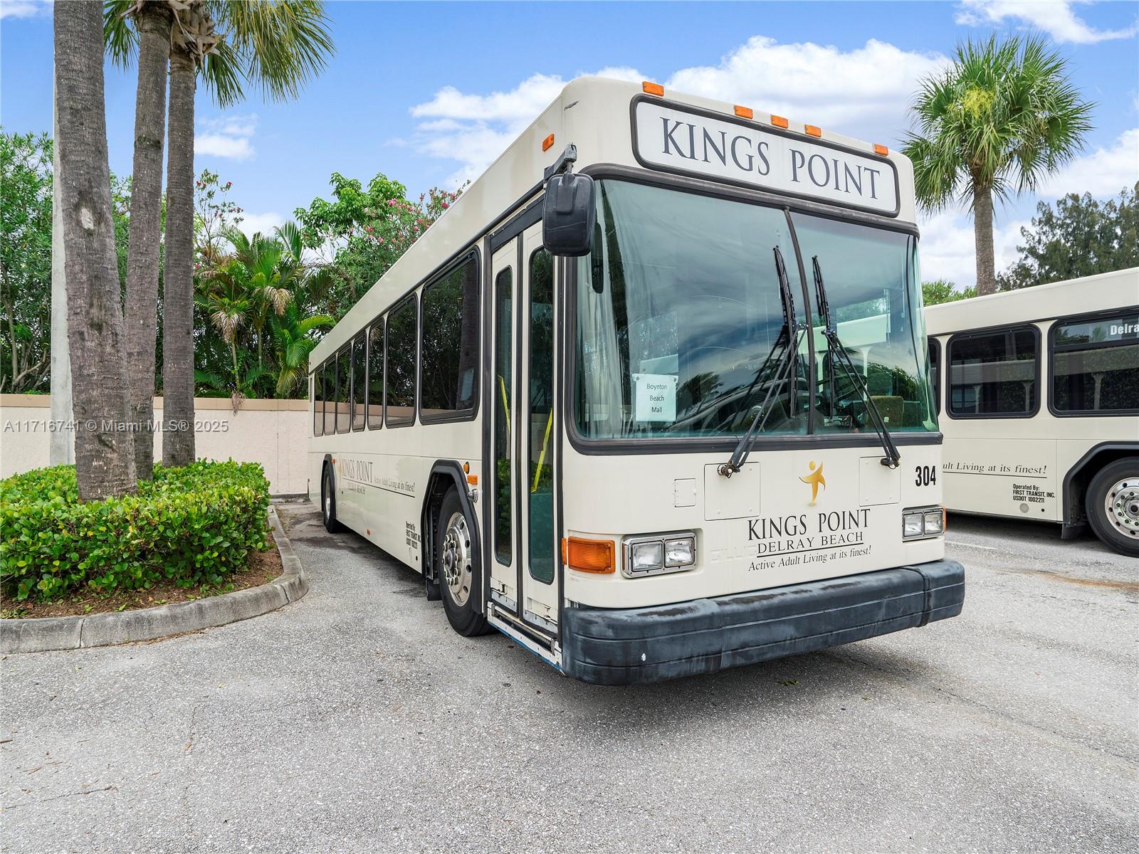 KINGS POINT FLANDERS COND - Residential