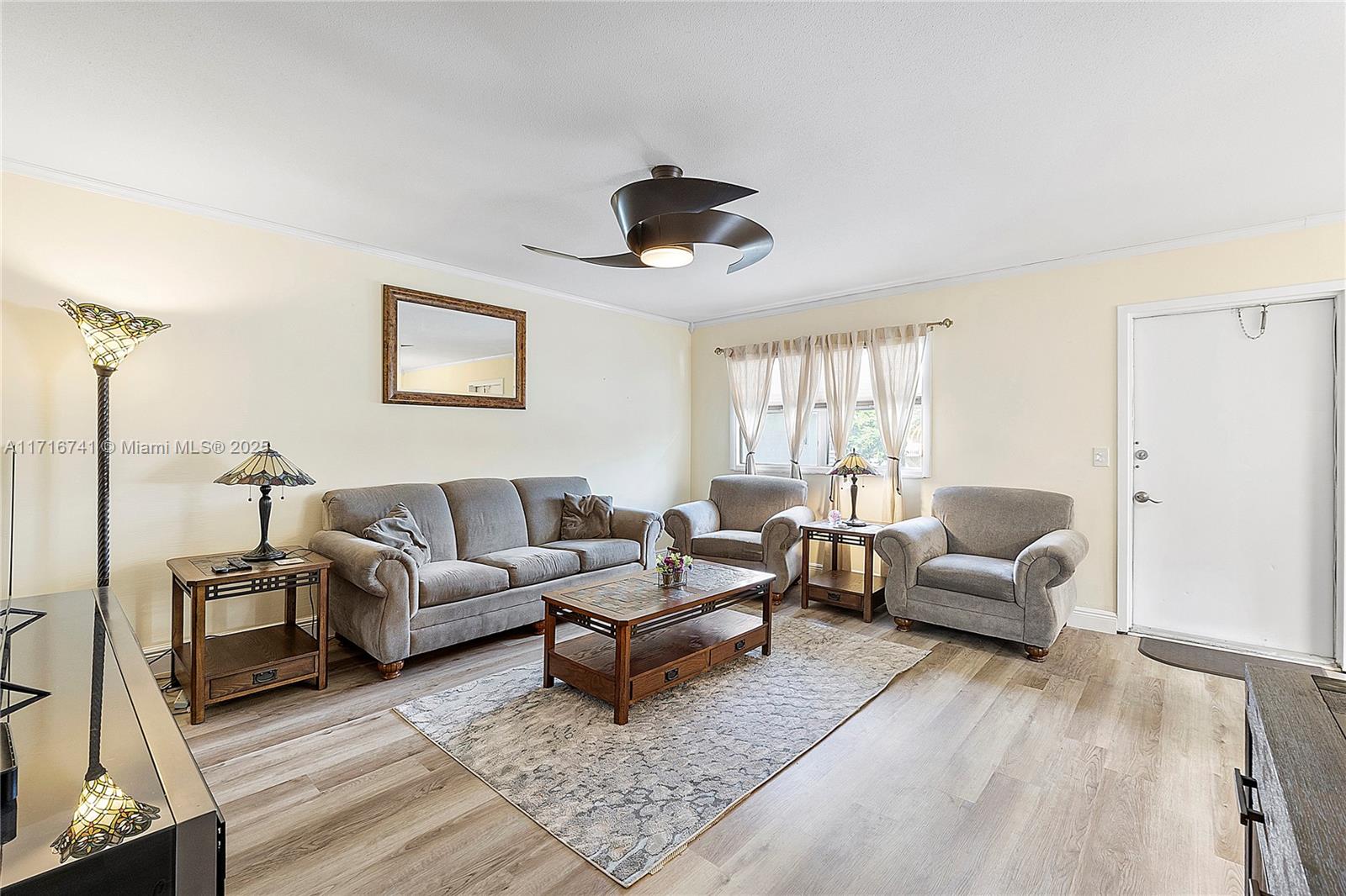 KINGS POINT FLANDERS COND - Residential